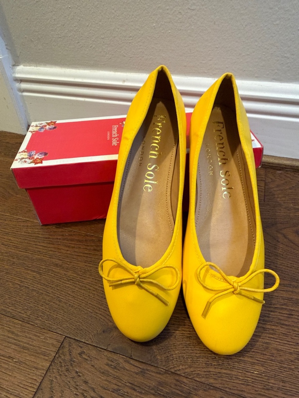French Sole Yellow Flats